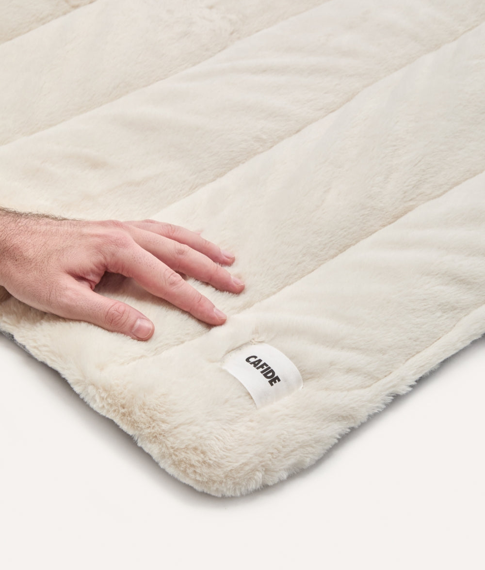 Cama Portátil Perro Pelo Beige, Leila